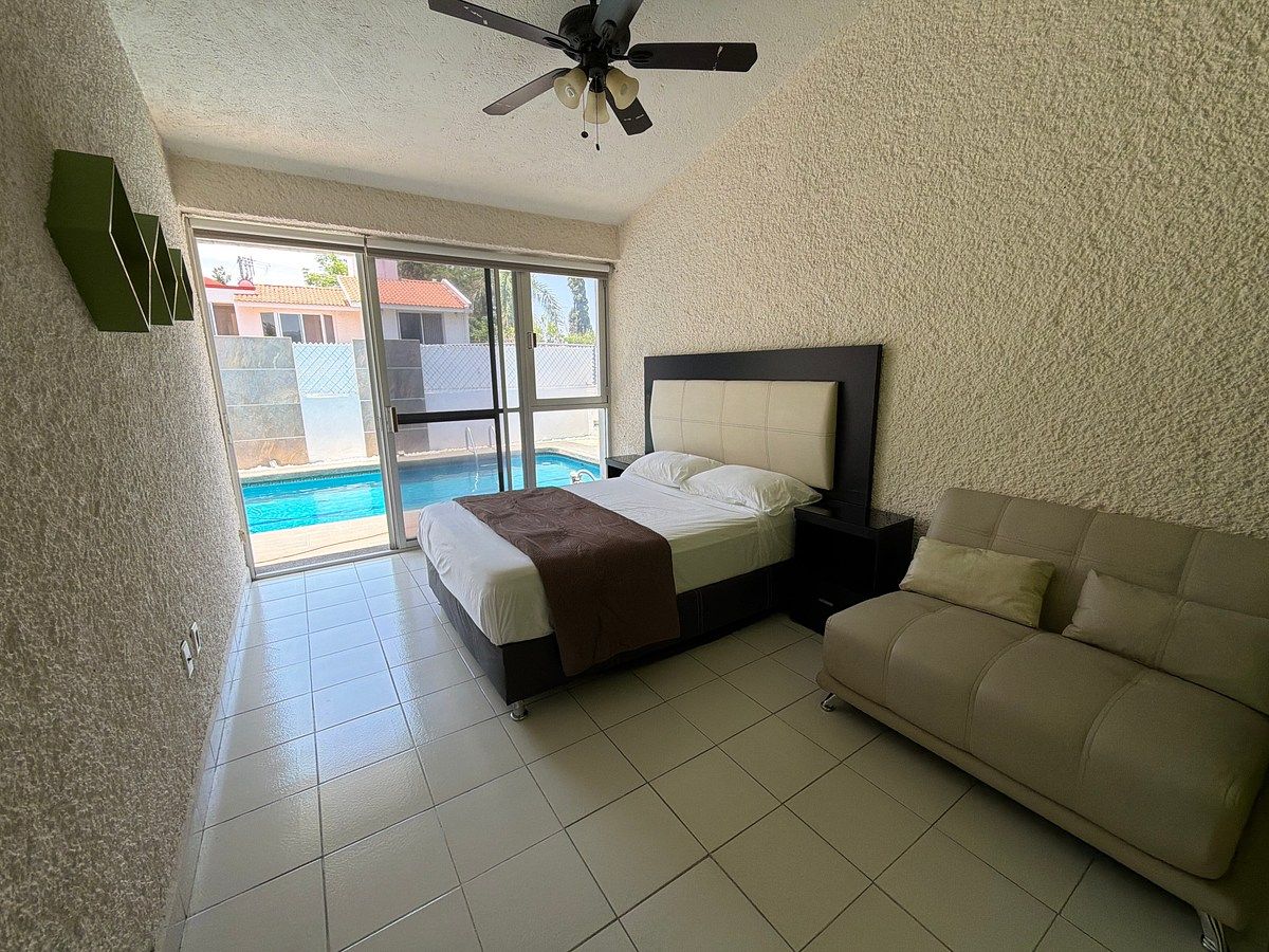 House in Lomas de Cocoyoc, Atlatlahucan, photo 11 of 26