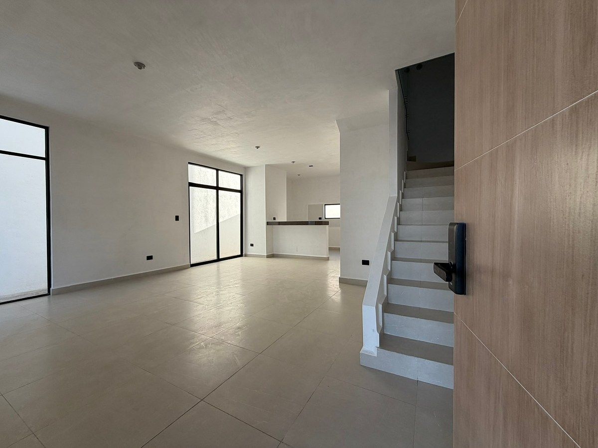 House in Privada Residencial Aviana, General Escobedo, photo 3 of 21