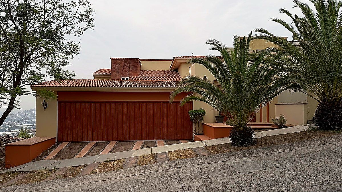 House in Bugambilias, Zapopan, photo 2 of 18