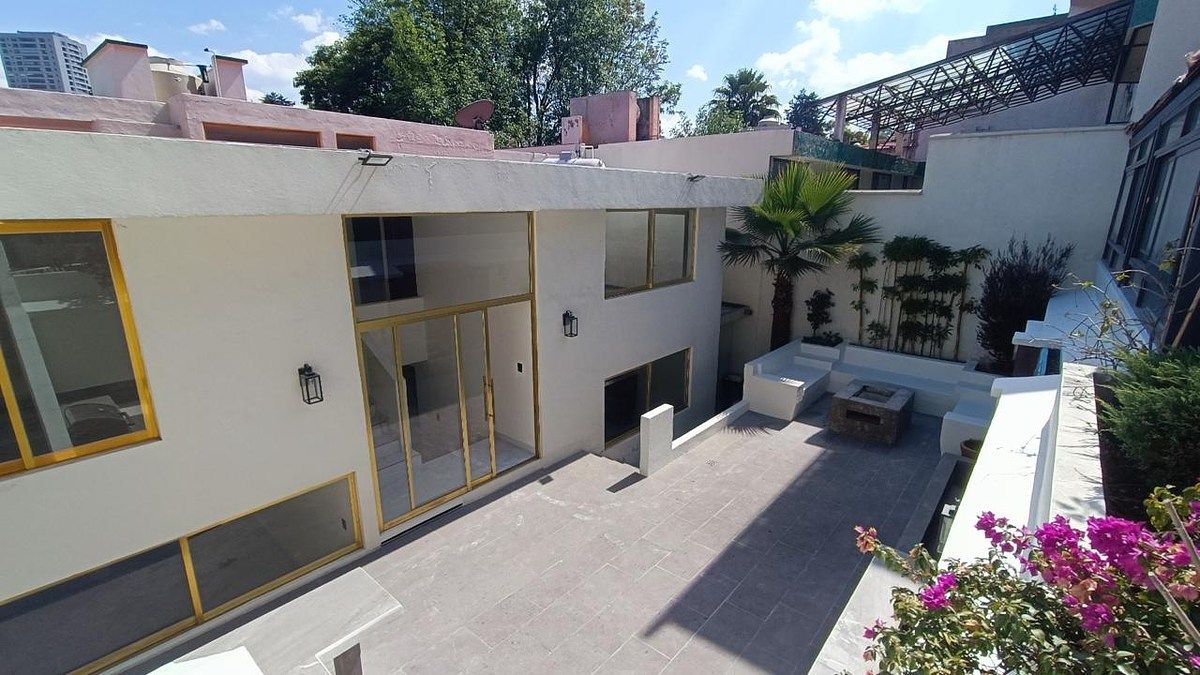 House in Bosques de las Palmas, Huixquilucan, photo 2 of 27