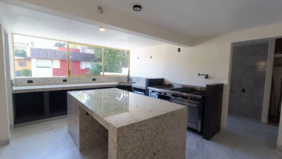 House in Bosques de las Palmas, Huixquilucan, photo 15 of 27