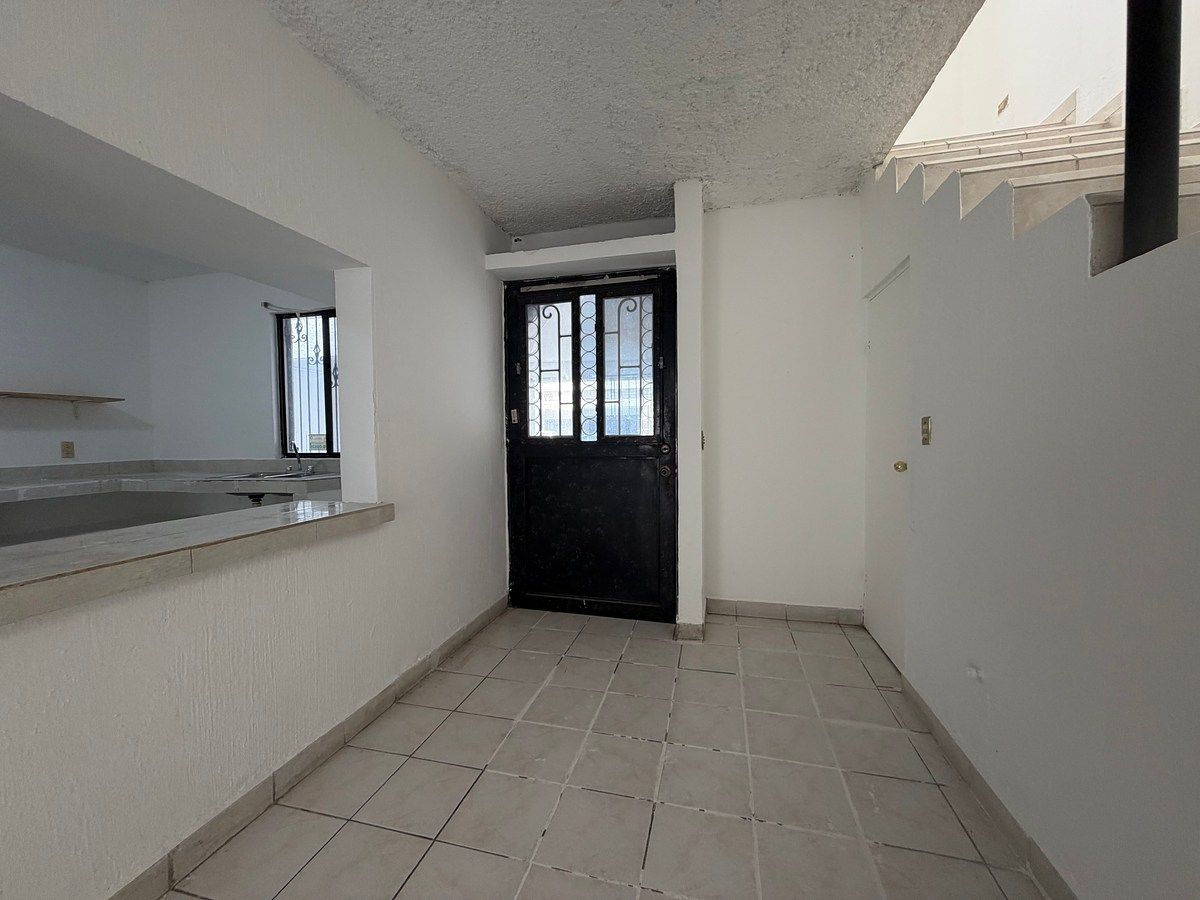 House in Rincón de la Primavera, Monterrey, photo 9 of 23