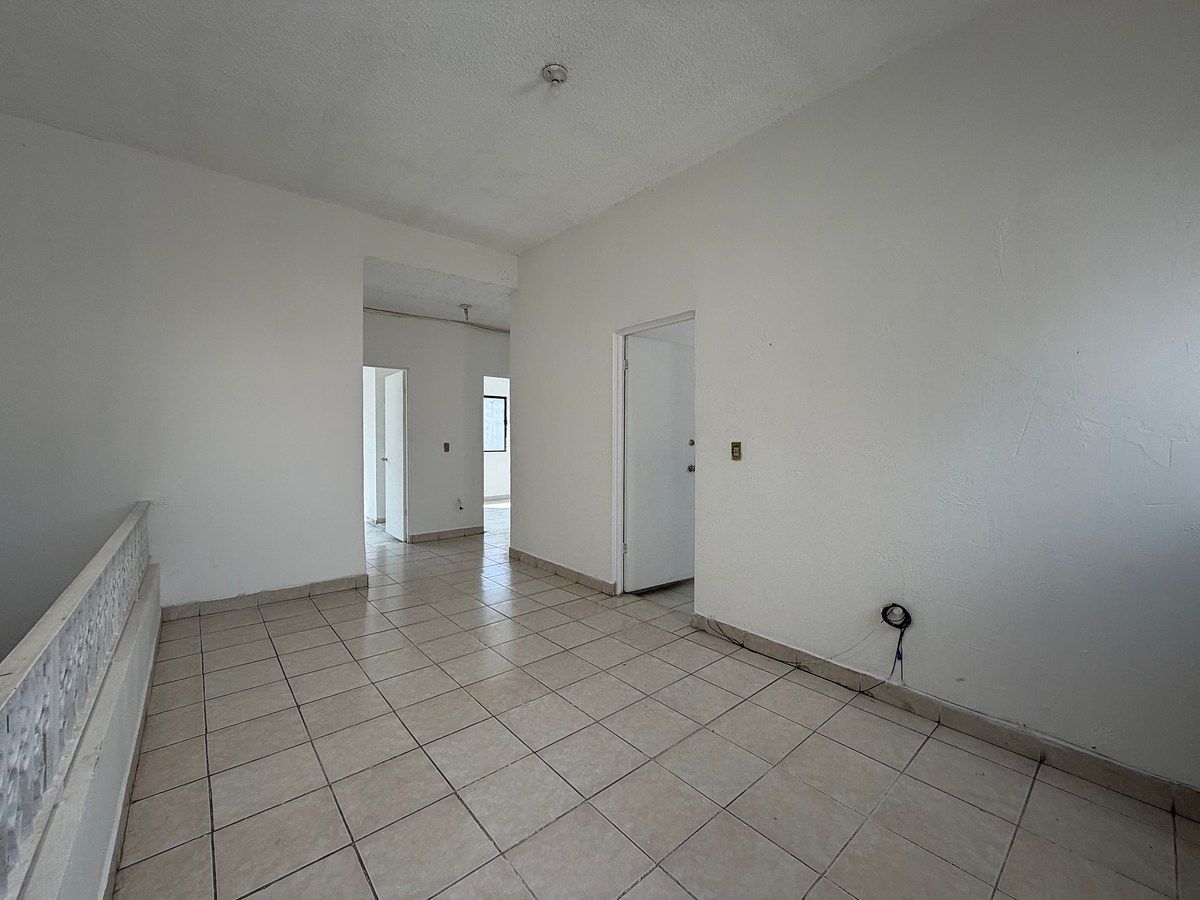 House in Rincón de la Primavera, Monterrey, photo 11 of 23