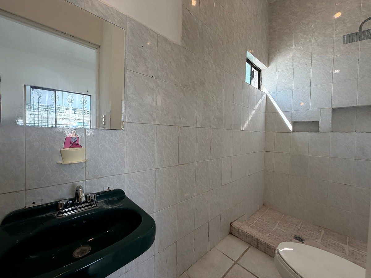 House in Rincón de la Primavera, Monterrey, photo 12 of 23
