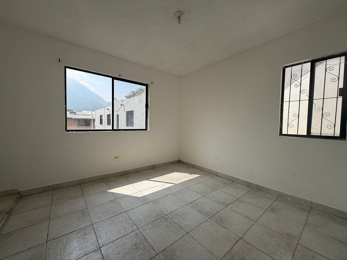 House in Rincón de la Primavera, Monterrey, photo 13 of 23