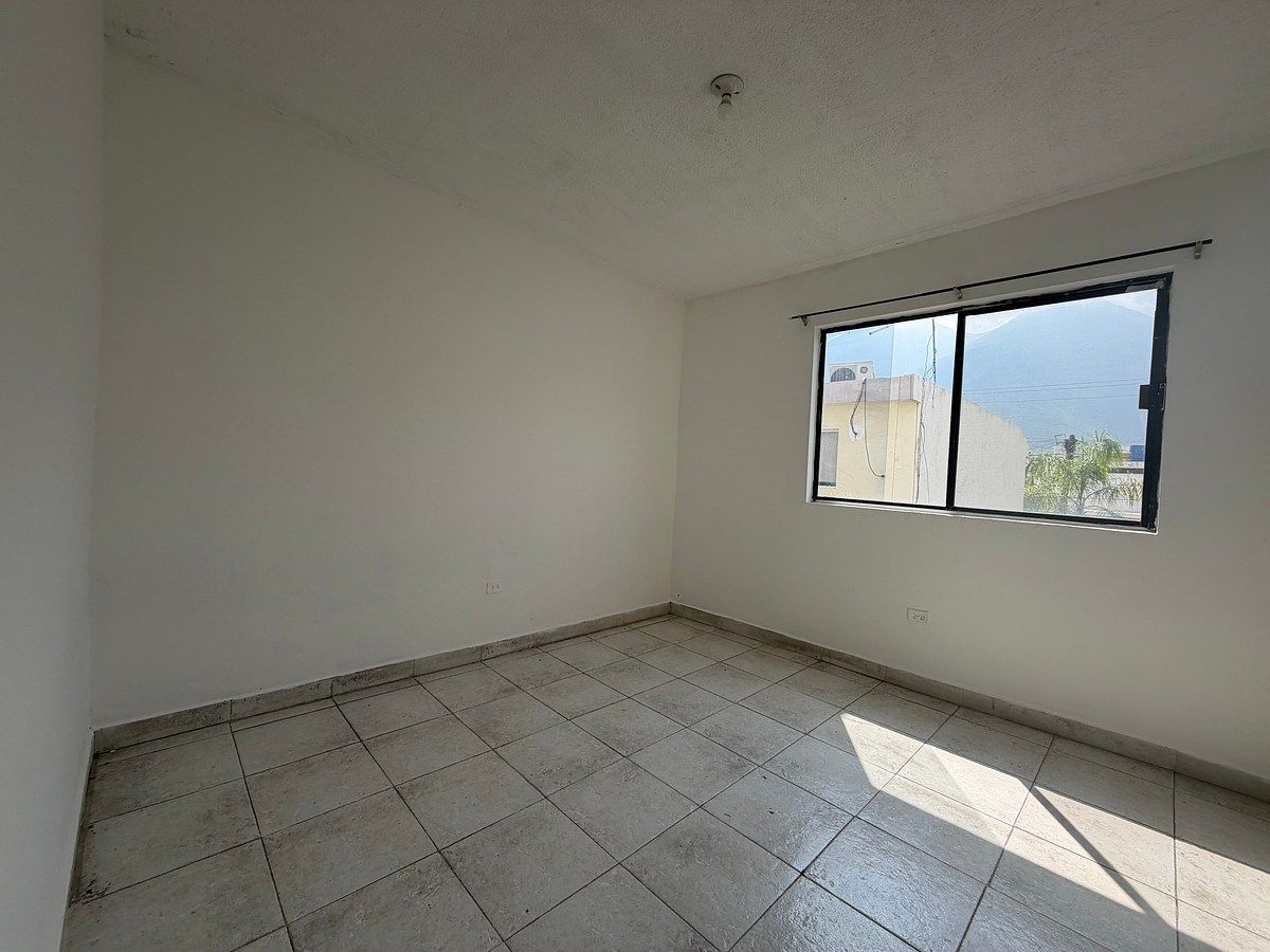 House in Rincón de la Primavera, Monterrey, photo 15 of 23