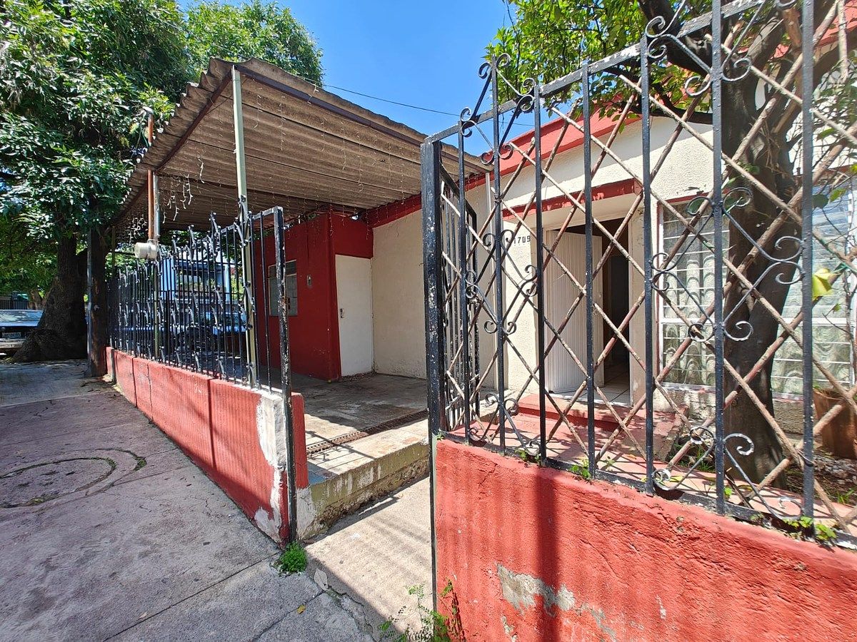 House in Las Torres, Guadalajara, photo 3 of 18