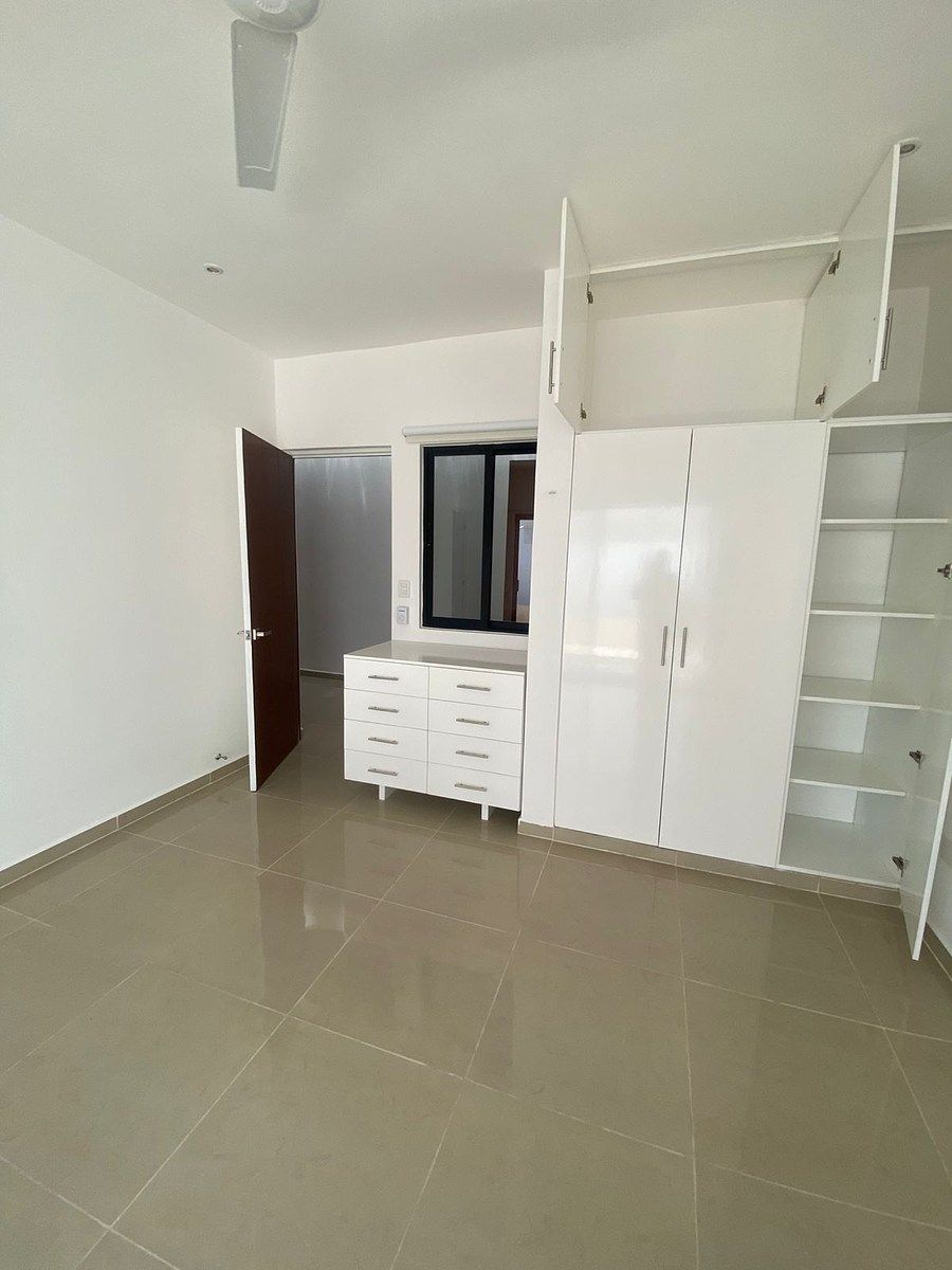 Casa em Conkal, Conkal, foto 26 de 31