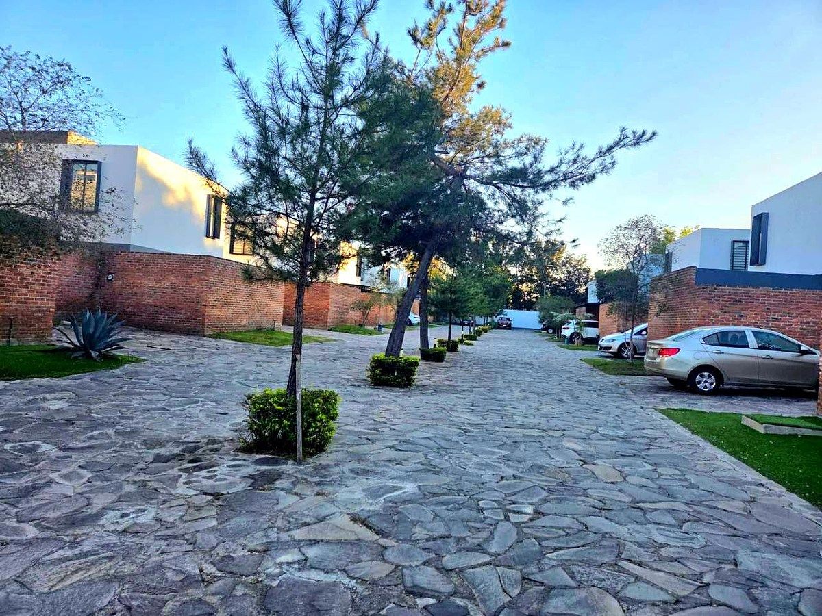 House in Los Gavilanes, Tlajomulco de Zúñiga, photo 2 of 12