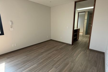 Linda casa de esquina em Lomas Norte