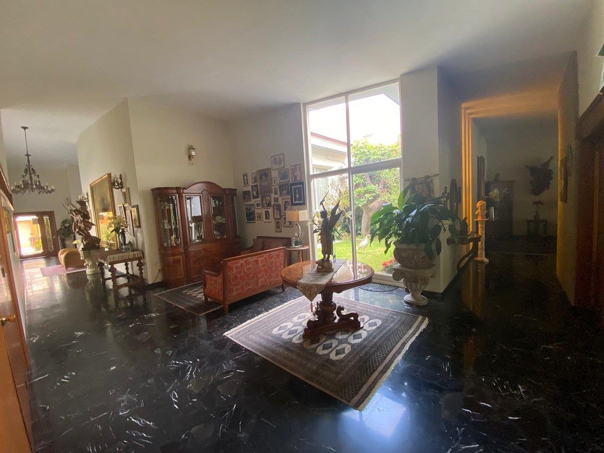 House in Colinas de San Javier, Guadalajara, photo 14 of 23