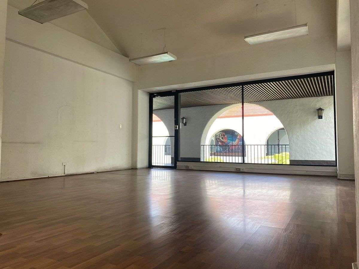 Local - Oficina en Renta | Edificio La Galería, Zona 9
