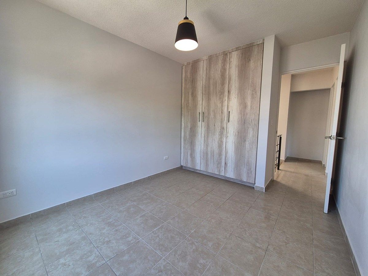 Casa em condomínio fechado em Provenza Residencial, El Marqués, foto 6 de 7
