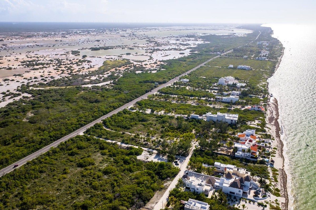 Lote em Chicxulub Puerto, Progreso, foto 3 de 5