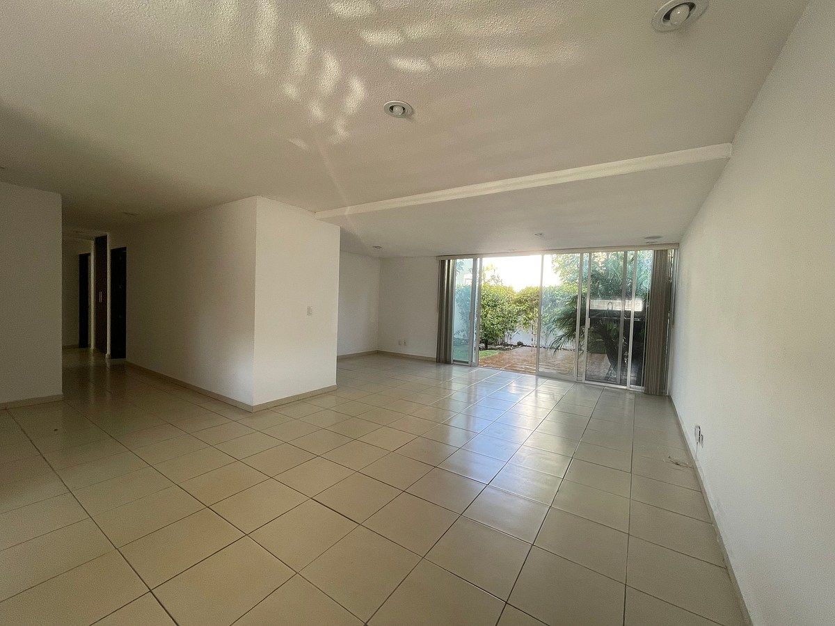Casa em Fraccionamiento El Mirador, El Marqués, foto 4 de 23