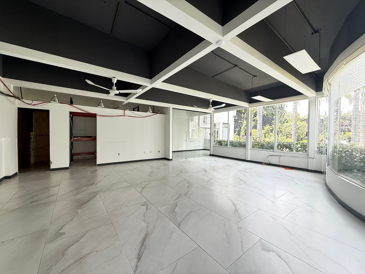 Sala Comercial em Jardines del Pedregal, Álvaro Obregón, foto 2 de 8