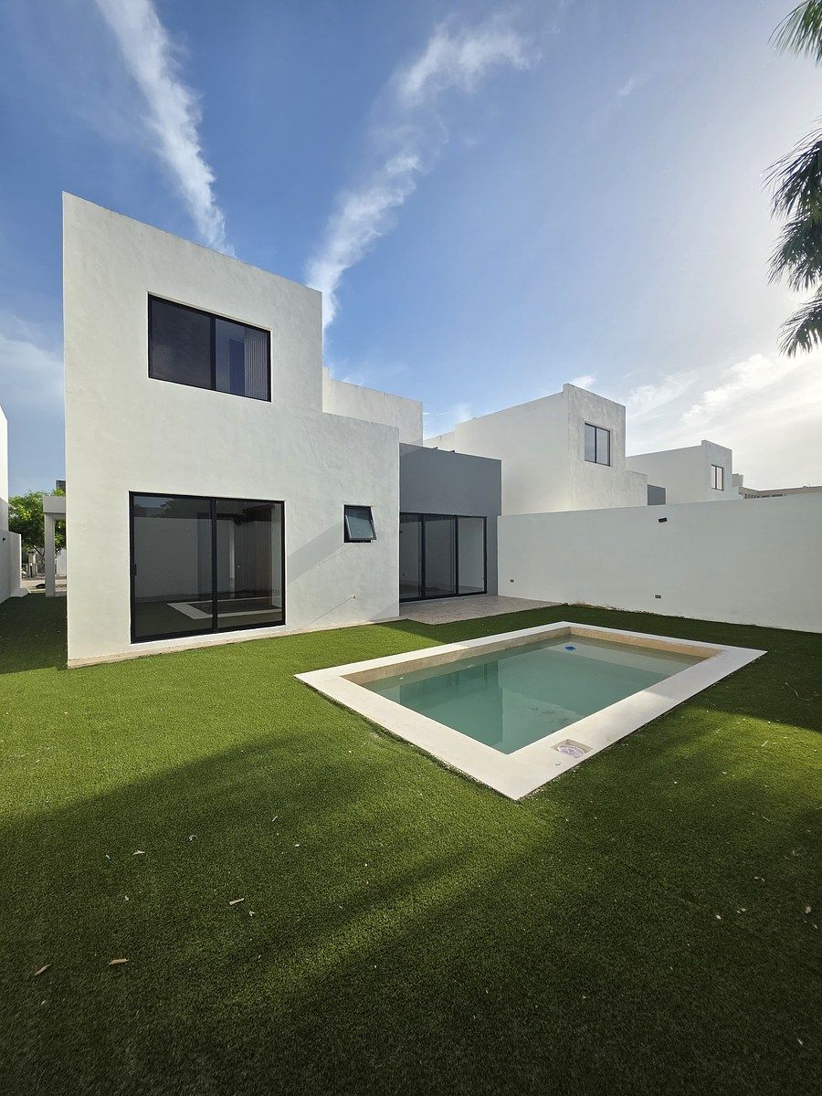 House in Cholul, Mérida, photo 2 of 19