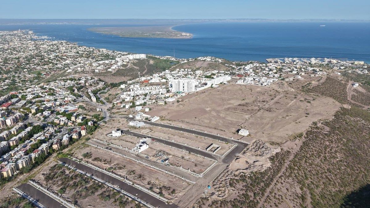 Terreno en Paseos del Cortes, La Paz, foto 8 de 12
