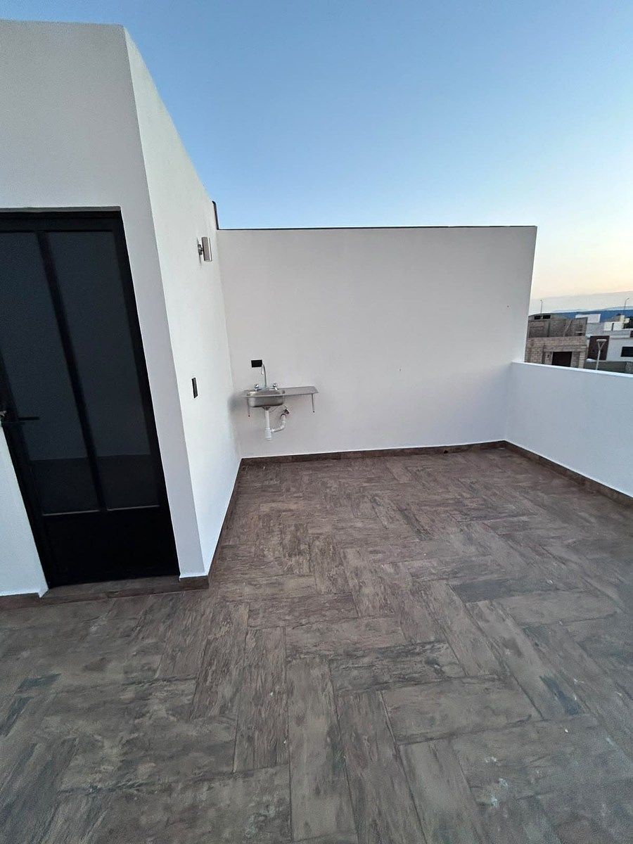 Casa em El Paraíso, Mineral de la Reforma, foto 3 de 9