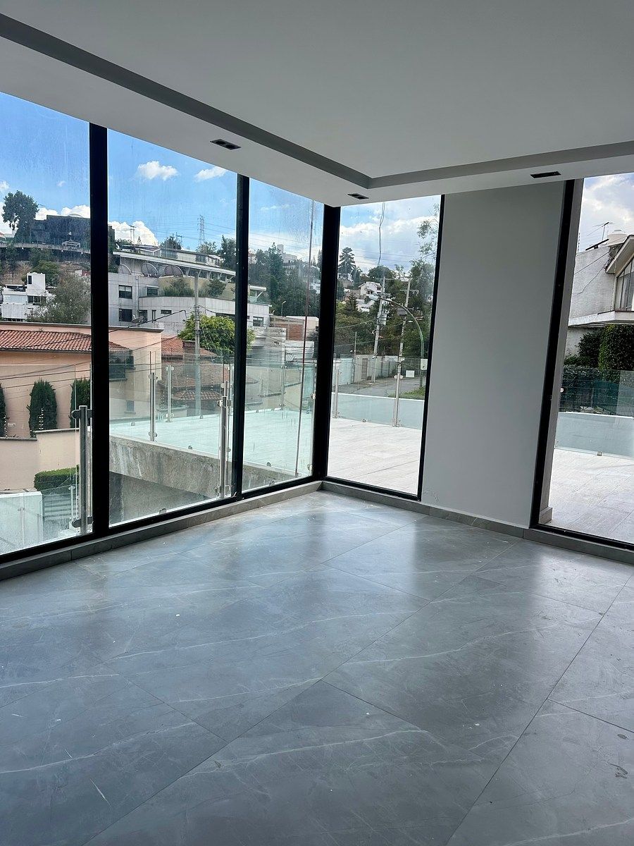Department | 4 bedrooms + Private terrace, photo 1 of 17