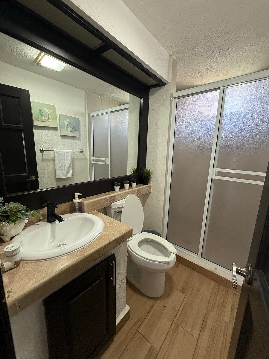 Baño completo para recámara la secundarias, photo 8 of 27