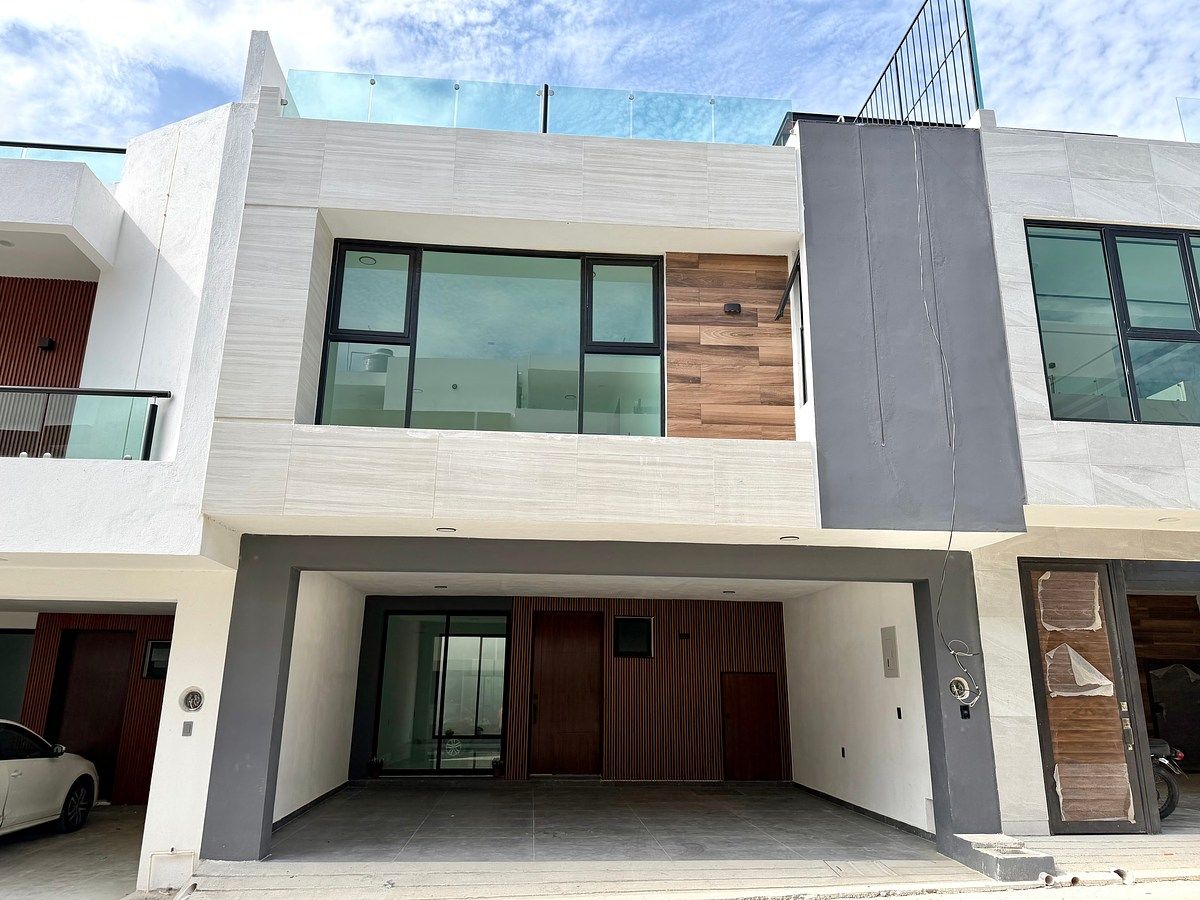 Hermosa Casa en El Diamante en Venta, 3 Habitaciones 3 1/2 Baños, Tuxtla Gutiérr, foto 1 de 36