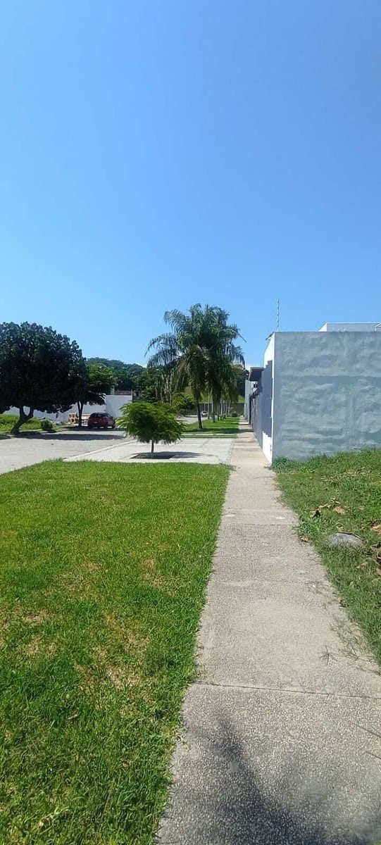 Terreno en Colinas de Santa Fe, Colima, foto 4 de 5