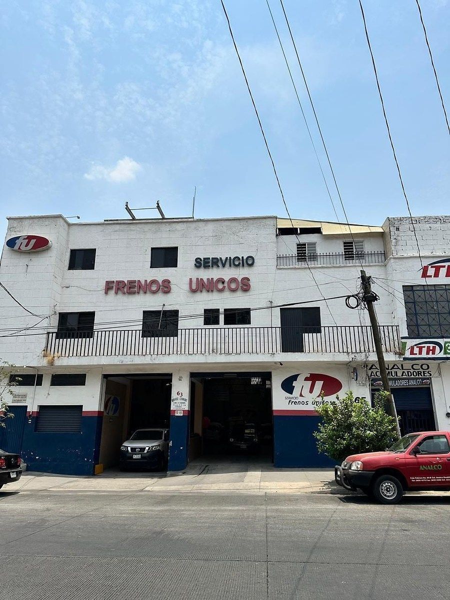 Escritórios em dois andares na Av. 5 de fevereiro, foto 1 de 17