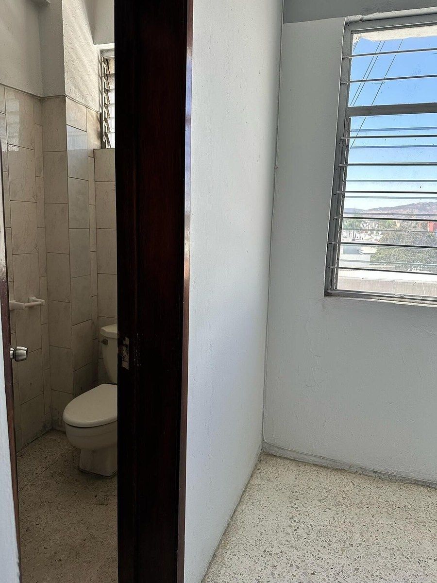 Sala Comercial em Arboledas 1a Secc, Zapopan, foto 28 de 50