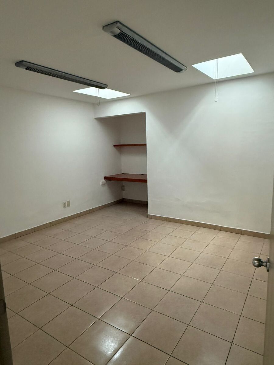 Oficina en Arcos Vallarta, Guadalajara, foto 7 de 12