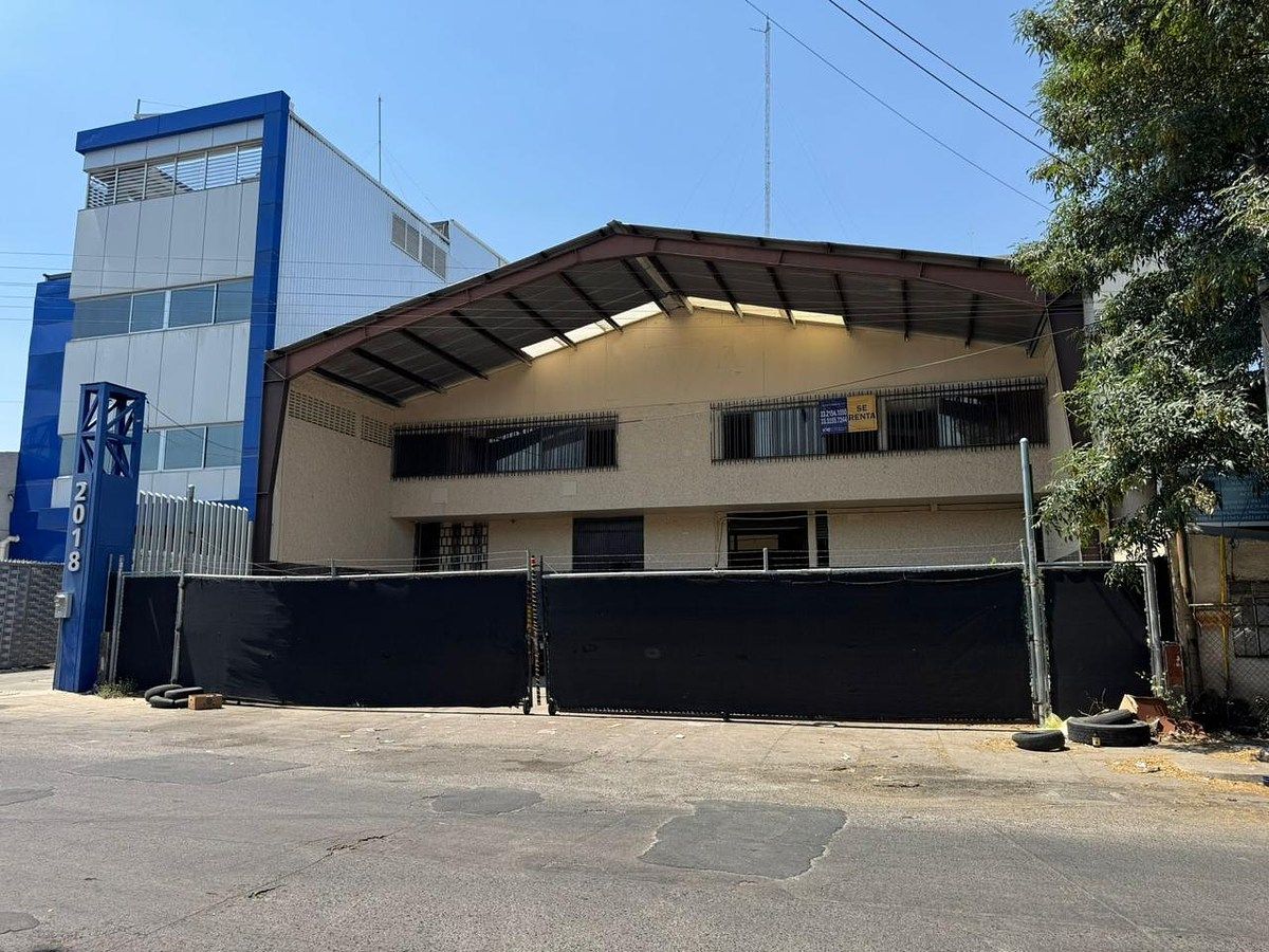 Warehouse for Rent – SUPPLY MARKET, photo 1 of 16