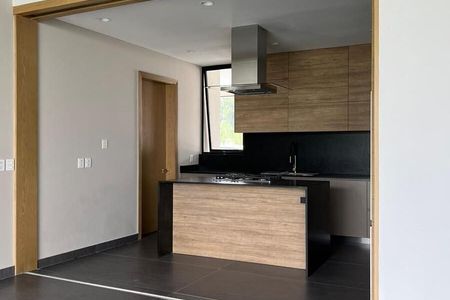 CASA EN VENTA EN JOCKEY RESIDENCIAL