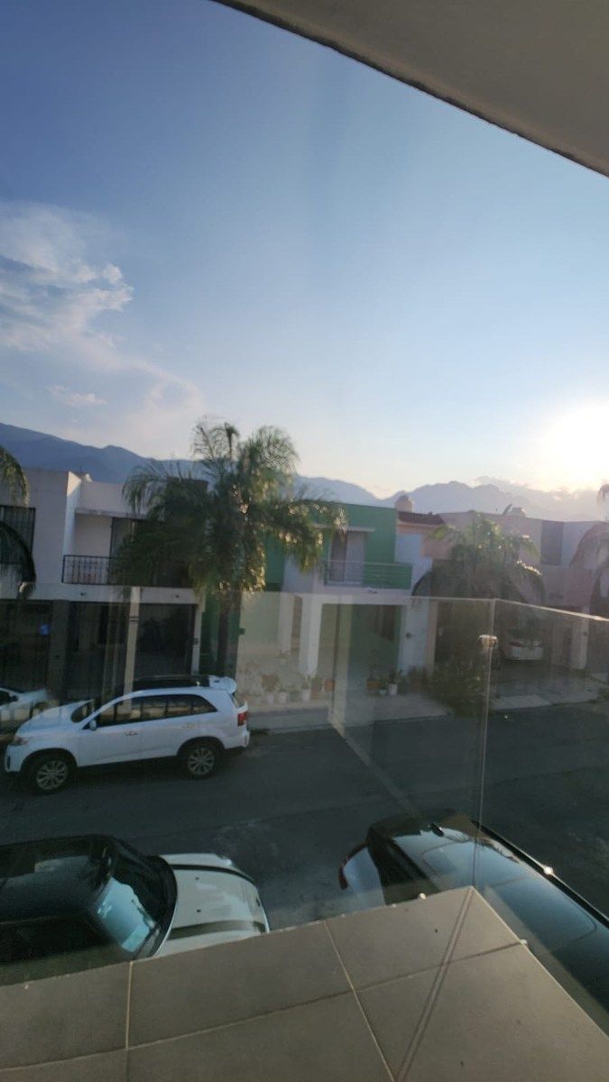 Casa em Colinas del Huajuco, Monterrey, foto 6 de 19