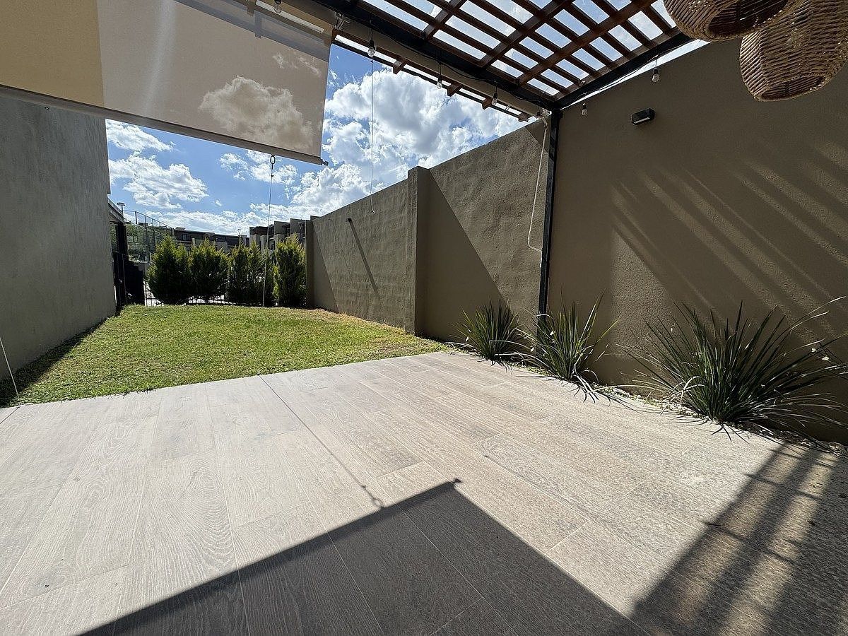 Casa en Lomas del Campanario Norte, Querétaro, foto 2 de 44