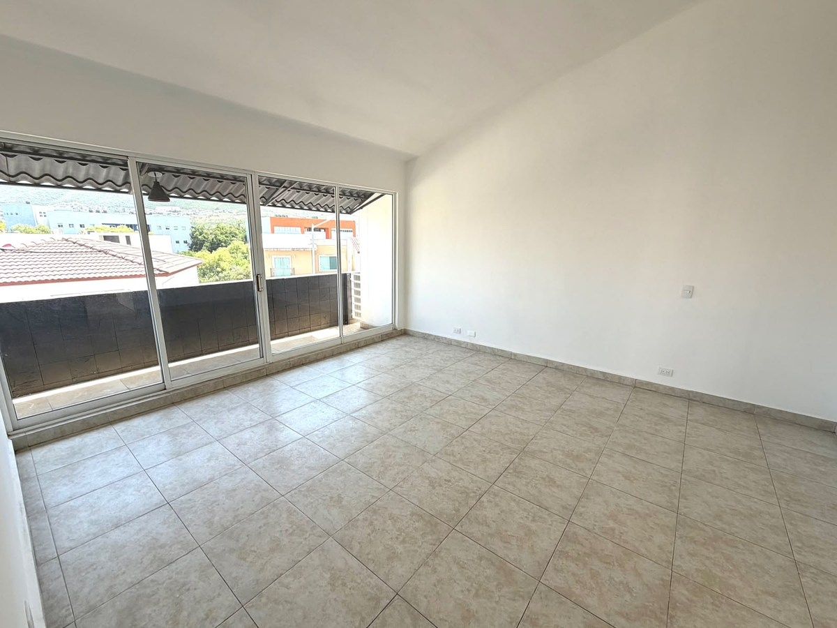 House in Las Brisas, Monterrey, photo 5 of 12