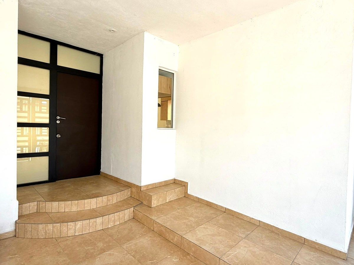 House in Las Brisas, Monterrey, photo 4 of 12