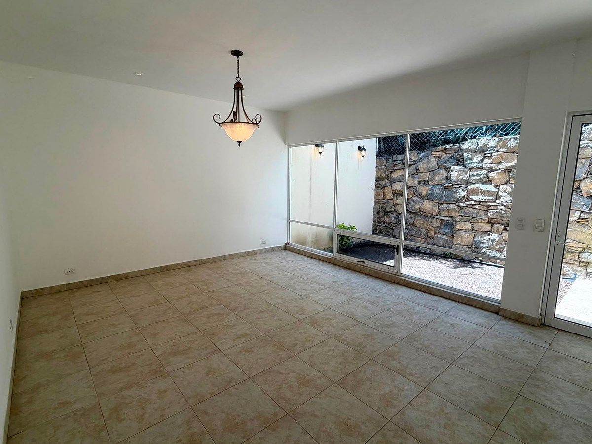 House in Las Brisas, Monterrey, photo 8 of 12