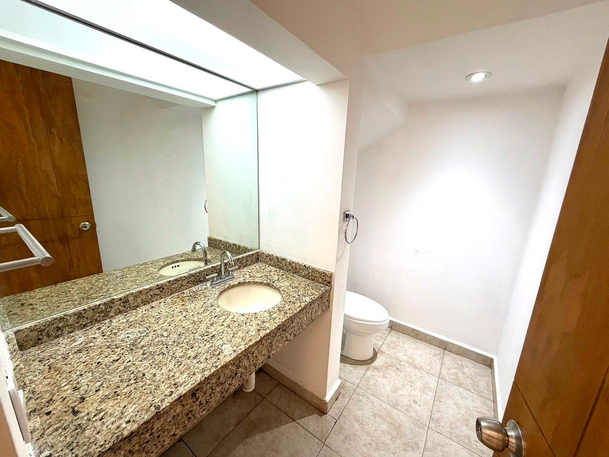 House in Las Brisas, Monterrey, photo 11 of 12