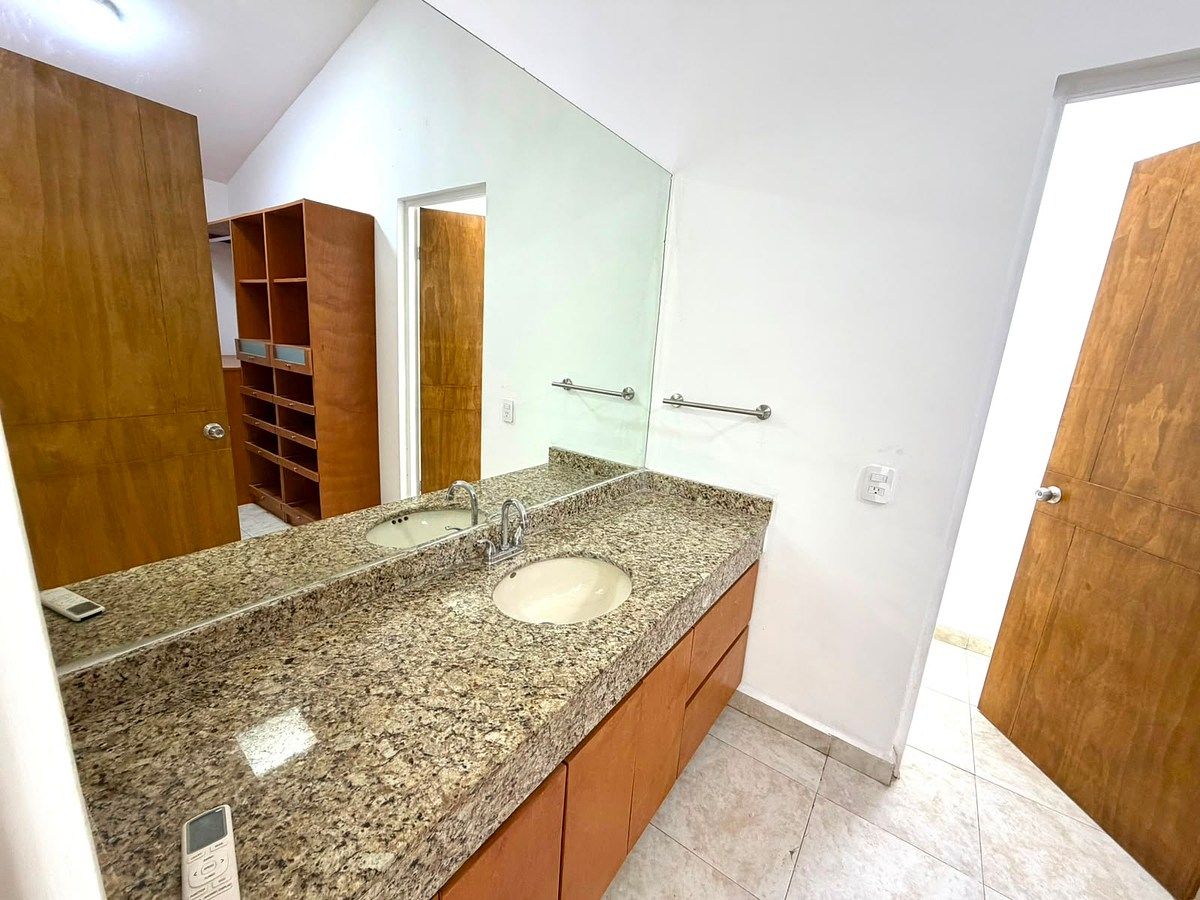 House in Las Brisas, Monterrey, photo 12 of 12