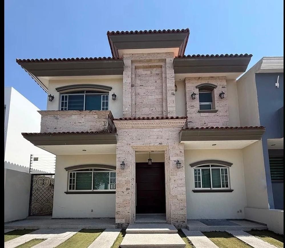 Casa à venda com 2 quartos no andar térreo e jacuzzi – Provenza, Coto Sur, foto 1 de 35