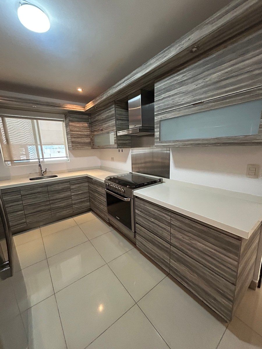 House in Cumbres Madeira, Monterrey, photo 3 of 28