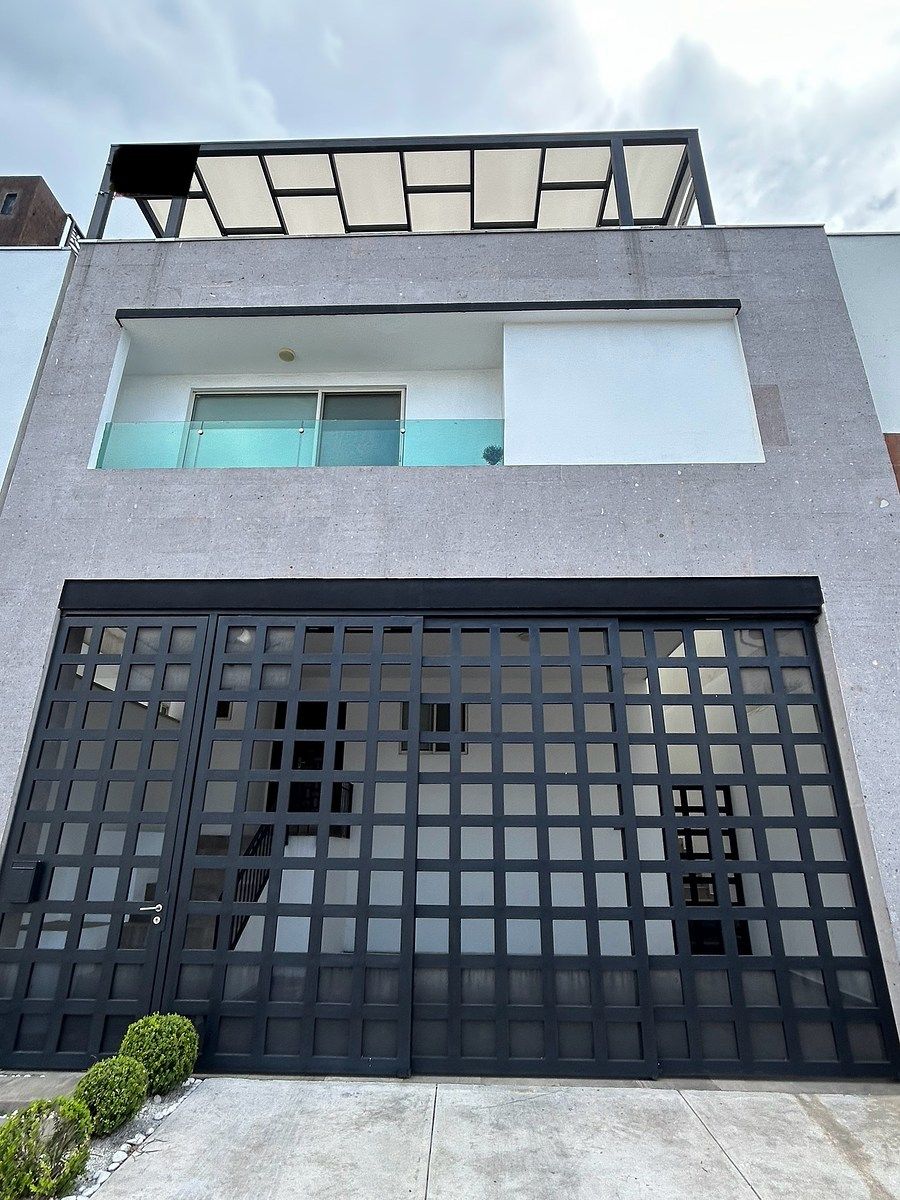 House in Cumbres Madeira, Monterrey, photo 2 of 28