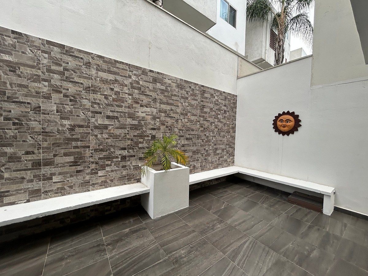 House in Cumbres Madeira, Monterrey, photo 23 of 28