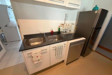 Departamento amueblado con amenidades a 2 cuadras del parque Lincoln