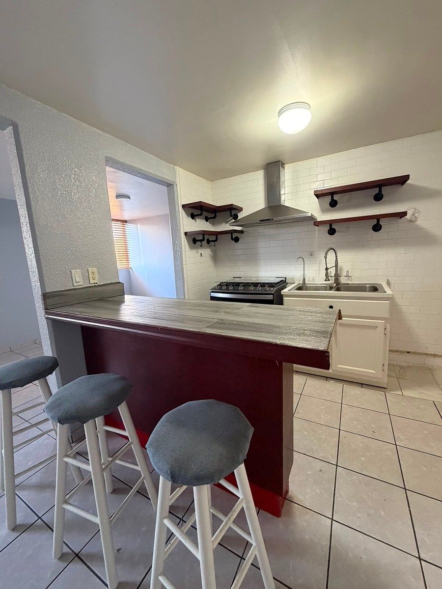 CP APARTMENT FOR RENT – ZONE 5 AND 10, photo 1 of 10