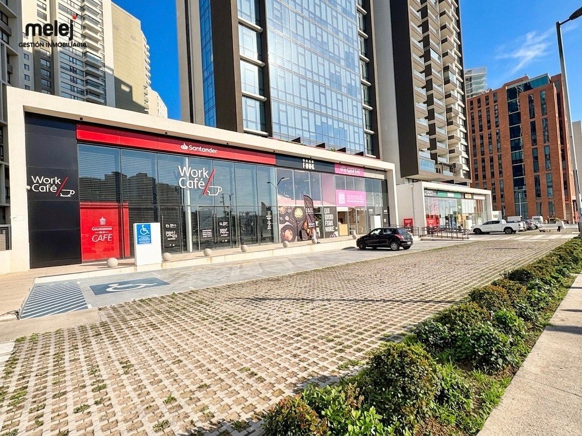 Arriendo local Comercial Av. Edmundo Eluchans, foto 1 de 11