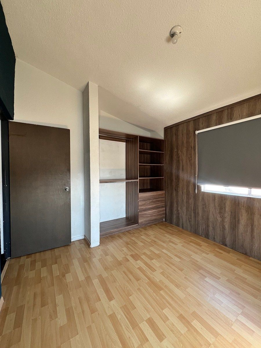 House in Las Cumbres 5 Sector, Monterrey, photo 12 of 23