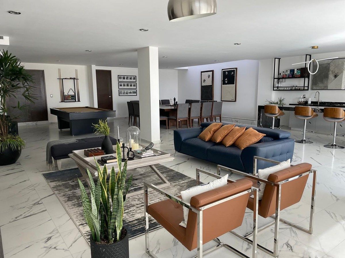 CASA VENTA JURIQUILLA con Alberca y Sotano, foto 1 de 34