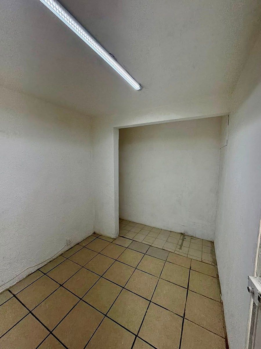 Local comercial en Santa Teresita, Guadalajara, foto 5 de 14
