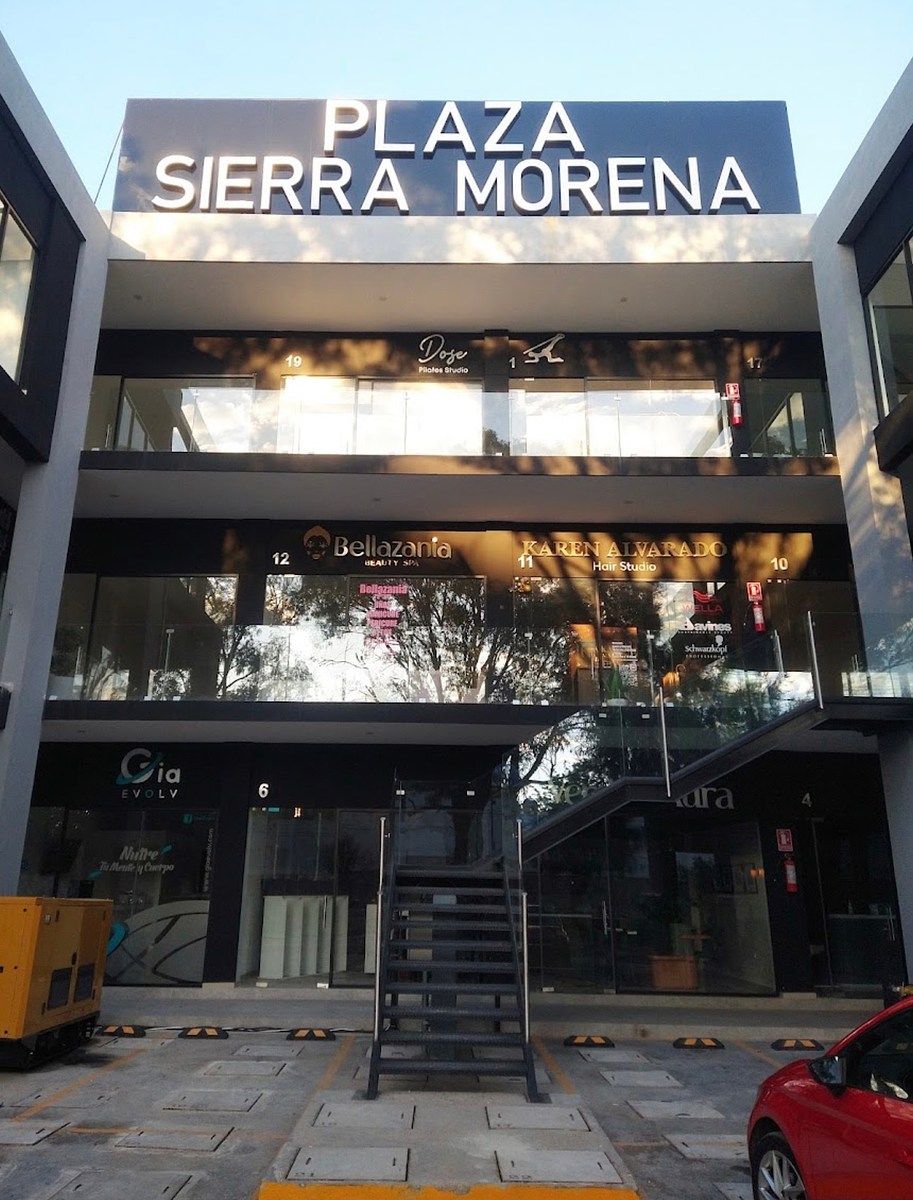 ESPAÇO COMERCIAL PARA ALUGUEL / VENDA - PRAÇA SIERRA MORENA, foto 1 de 9